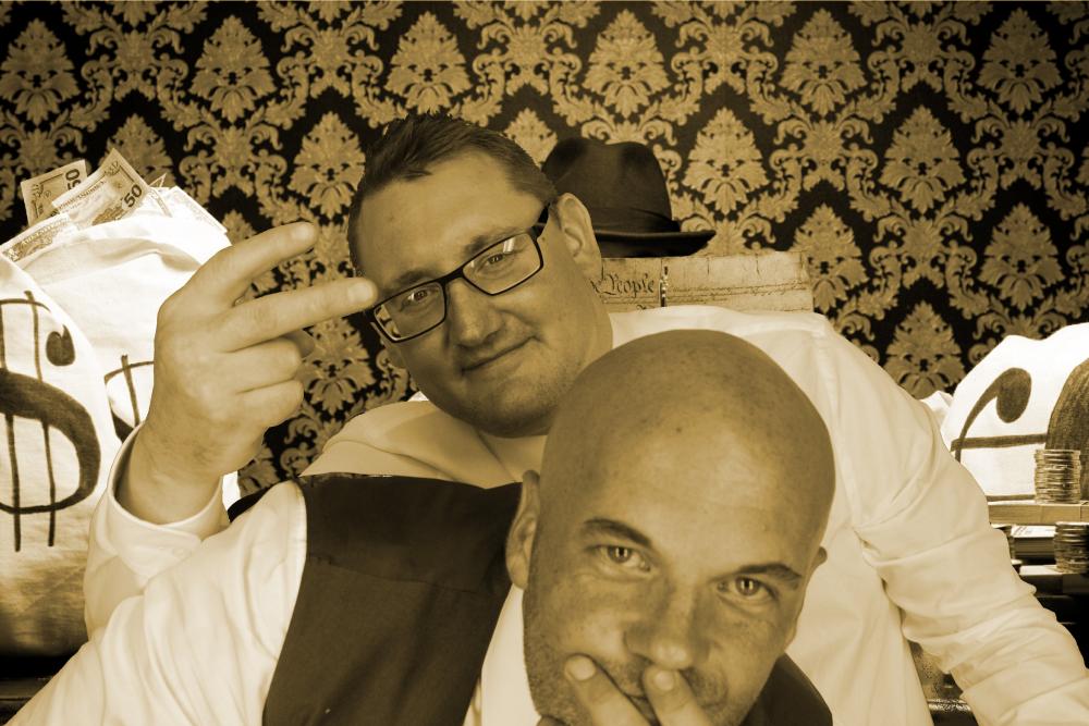 Mr & Mrs Davis | View more photos from the event at gallery.myphotoboothexperience.co.uk/u/MyPhotoBoothExperienceLtd/Mr-Mrs-Davis